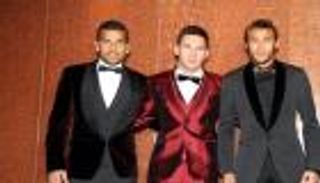 ألفيس: ميسي سبب رحيل نيمار عن برشلونة 