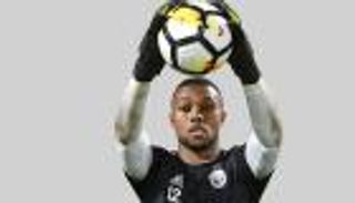 حارس الشارقة: المحترفون سر تفوق الوصل