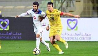 من مباراة الوصل والشارقة