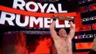 ليسنر يحتفظ ببطولة WWE العالمية بالفوز على سترومان وكين