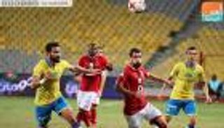 رأسية سليمان تبدد آمال الإسماعيلي وتعزز صدارة الأهلي للدوري المصري