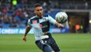 رين الفرنسي يقترب من حسم صفقة "محرز الجديد" 