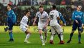 أرسنال يسقط بثلاثية أمام سوانزي سيتي في الدوري الإنجليزي