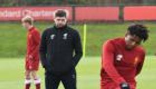 نجم إنجلترا المعتزل يصدم "بوجبا الجزائر "