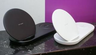 شاحن سامسونج اللاسلكي الثنائي يعمل مع  آيفون