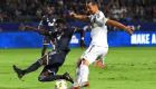 إبراهيموفيتش يسدي النصائح لموهبة بايرن القادمة