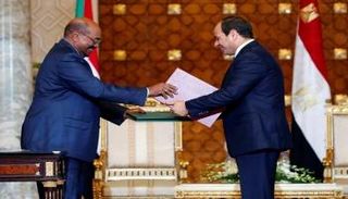 الرئيس المصري السيسي ونظيره السوداني عمر البشير  - أرشيفية