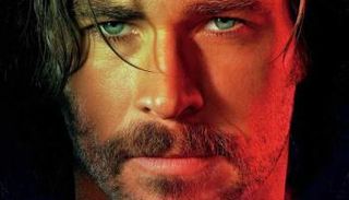 مشهد من فيلم "باد تايمز أت ذا رويال "