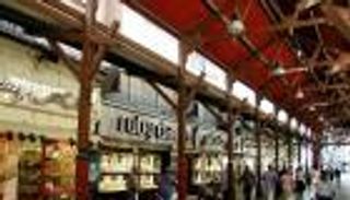 الإمارات تستحوذ على نحو 14% من حجم تجارة الذهب العالمية