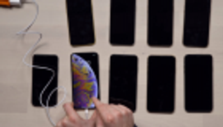 آيفون Xs يعاني من مشاكل كبيرة في الشحن