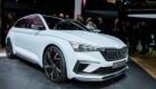 بالصور.. ظهور أول سيارة كهربائية من سكودا بمعرض باريس الدولي