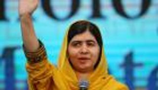 الكشف عن لوحة لملالا يوسف في لندن