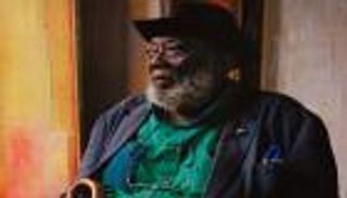 معرض "فرانك بولينج: خريطة العالم".. حينما تتماهى الحدود بهجرات البشر