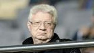 "الأولمبية المصرية" تطالب باستبعاد رئيس الزمالك من بعثة مباراة الهلال