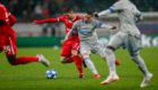 شالكه يقتنص فوزا قاتلا أمام لوكوموتيف في أبطال أوروبا