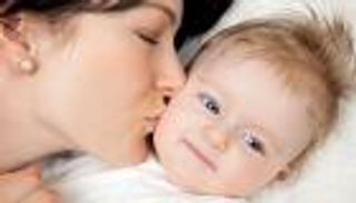 أمراض القلب تهدد الأم وطفلها في حالة الإنجاب بعد سن الـ٣٥