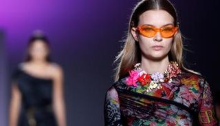 عرض أزياء - صورة أرشيفية 