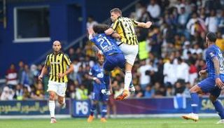 الاتحاد والهلال في السوبر السعودي