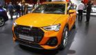 بالصور.. أودي تكشف طراز Q3 ضمن مشاركتها بمعرض باريس