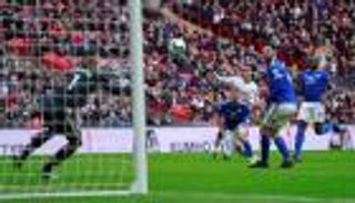 توتنهام يقفز للمركز الثالث بالفوز على كارديف