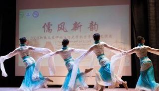 الموسيقى الصينية تشارك المصريين الاحتفالات بذكرى نصر أكتوبر