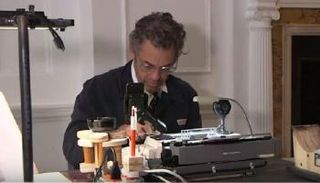 الفنان والنحات الأمريكي توم ساكس