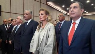 الفنانة يسرا في جامعة بيروت بالبنان