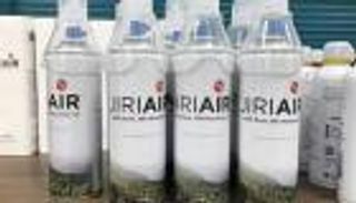 متجر يبيع قوارير هواء مقابل 35 دولارا للواحدة في نيوزيلاندا