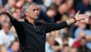 مانشستر يونايتد ينفي أنباء إقالة مورينيو