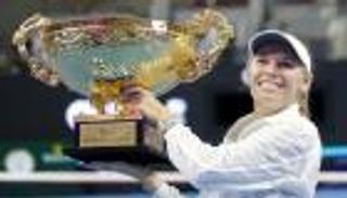 فوزنياكي تتوج ببطولة الصين المفتوحة للتنس