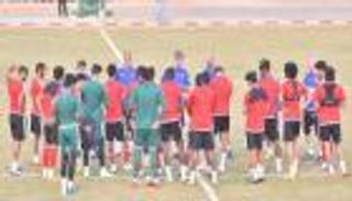 منتخب الإمارات الأولمبي يجري أولى حصصه التدريبية بمعسكر دبي