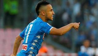 وناس يحتفل بهدفه الأول في الكالتشيو