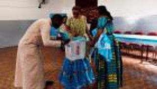 انتخابات في الكاميرون وبيا يسعى لتمديد حكمه المستمر منذ 36 عاما