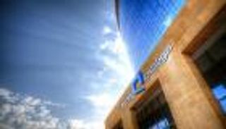 الاتصالات السعودية تعلق بعض خدمات شركة "موبايلي"