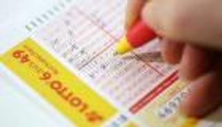 بطاقة يانصيب "منسية" تجعل صاحبها مليونيراً بالصدفة