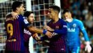 سواريز يتخطى رقم ألفيس مع ميسي