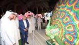 200 فنان يجهزون حديقة دبي المتوهجة بحلة جديدة في موسمها الرابع