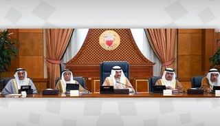 الأمير خليفة بن سلمان آل خليفة خلال الجلسة الاعتيادية الأسبوعية