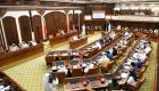 شورى البحرين يقر قانون التوازن المالي وضريبة دول مجلس التعاون