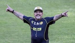 دييجو مارادونا