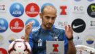 مدرب الشارقة يشكو تأثير غياب الدوليين عن فريقه أمام النصر