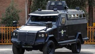 جانب من أسلحة دعم قوى الأمن الداخلي الإيرانية