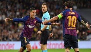 فيليبي كوتينيو مع ليونيل ميسي