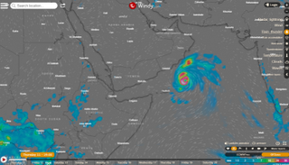 الإعصار المداري "لبان" يمر بعيدا عن الإمارات