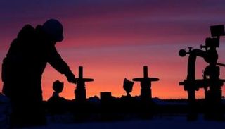 ركود النفط الإيراني يخنق اقتصاد طهران