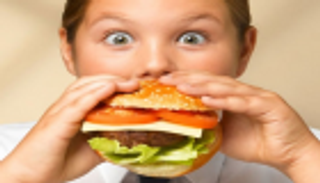 في يومها العالمي.. دليلك لحماية طفلك من السمنة