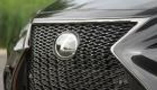 لكزس تخطط لطرح أول سيارة فئة mini van من إنتاجها