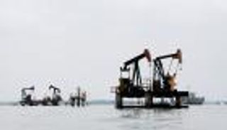 "الطاقة الدولية" تخفض توقعاتها للطلب على النفط في 2018 و2019