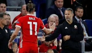 بيل ومدربه جيجز