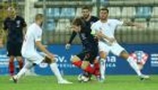 التعادل يحسم المواجهة الصامتة بين كرواتيا وإنجلترا